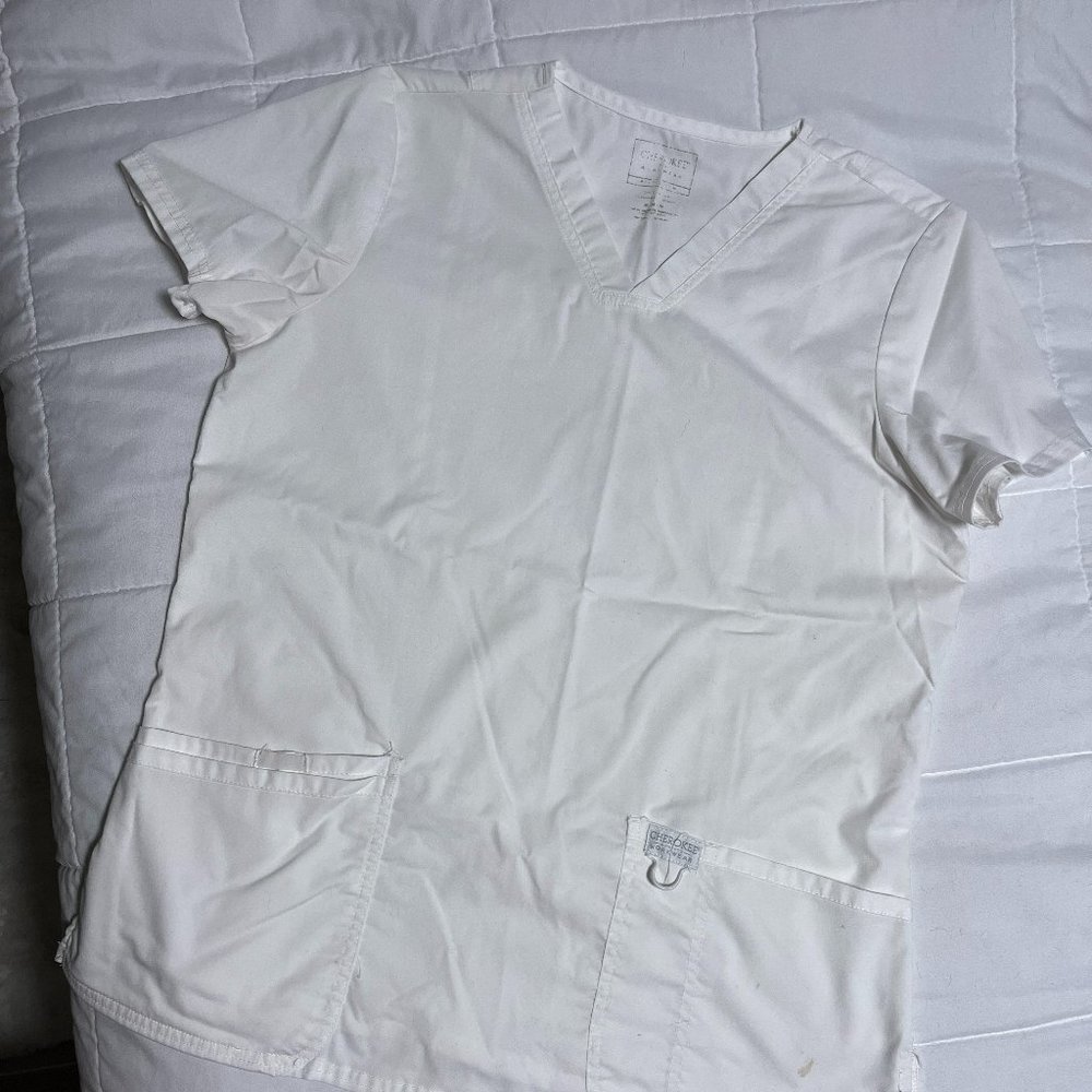Cherokee Workwear Core Stretch V-Neck Top with Bungee Loop - Size M